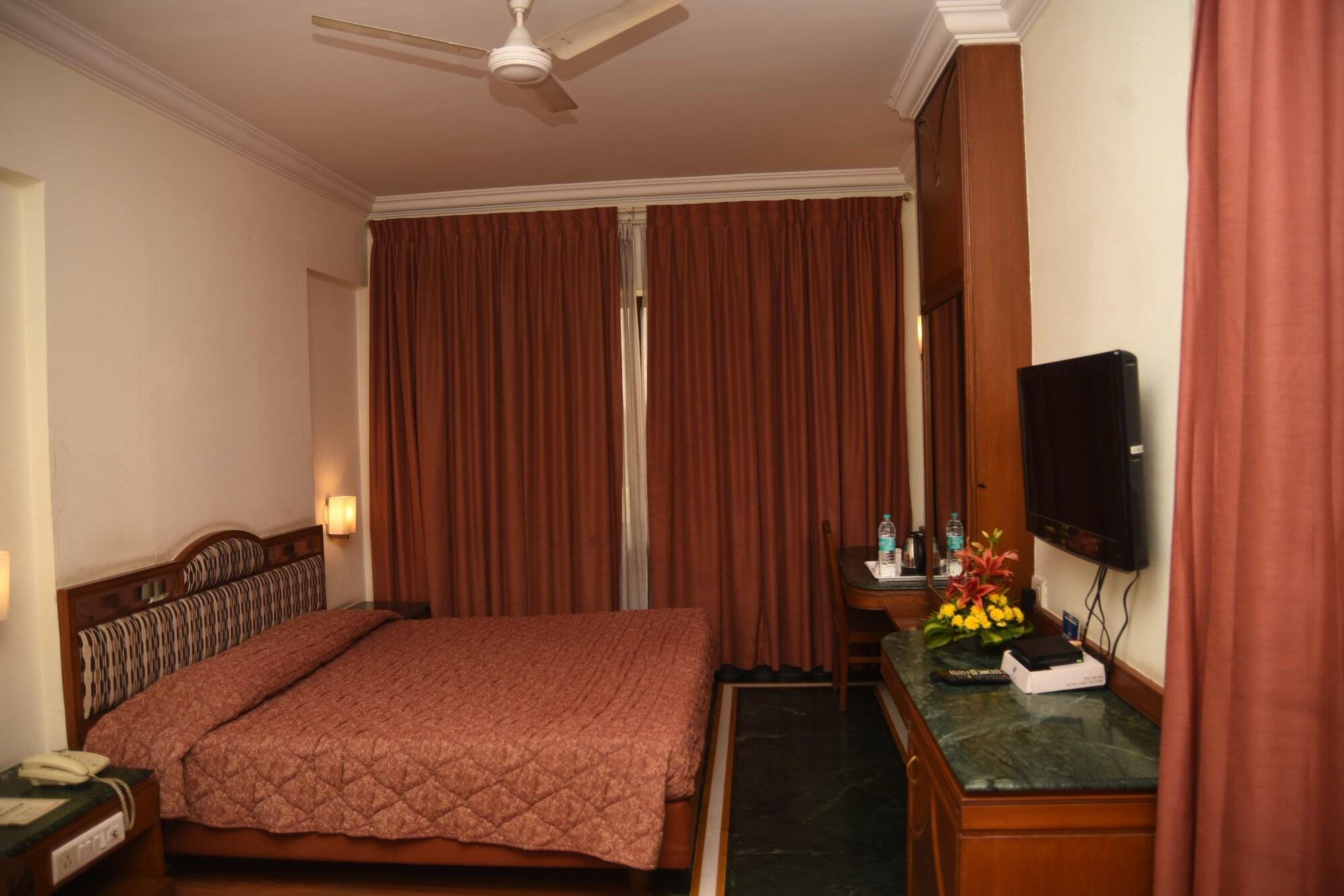 Hotel Maurya Bangalore Exterior foto