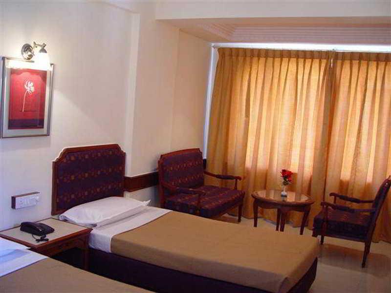 Hotel Maurya Bangalore Exterior foto