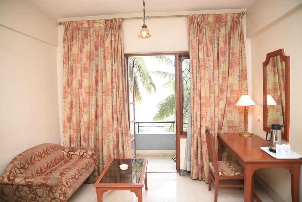 Hotel Maurya Bangalore Exterior foto