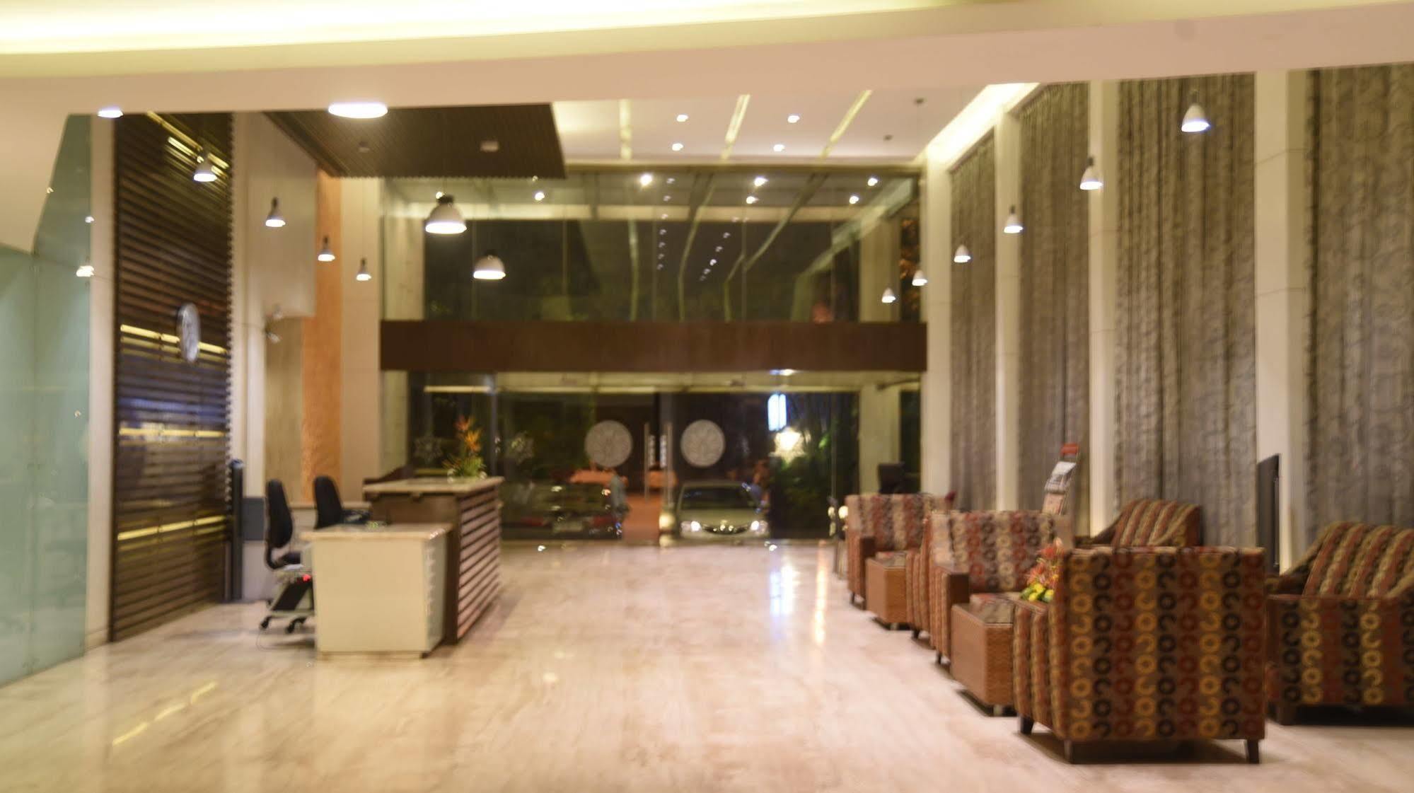 Hotel Maurya Bangalore Exterior foto