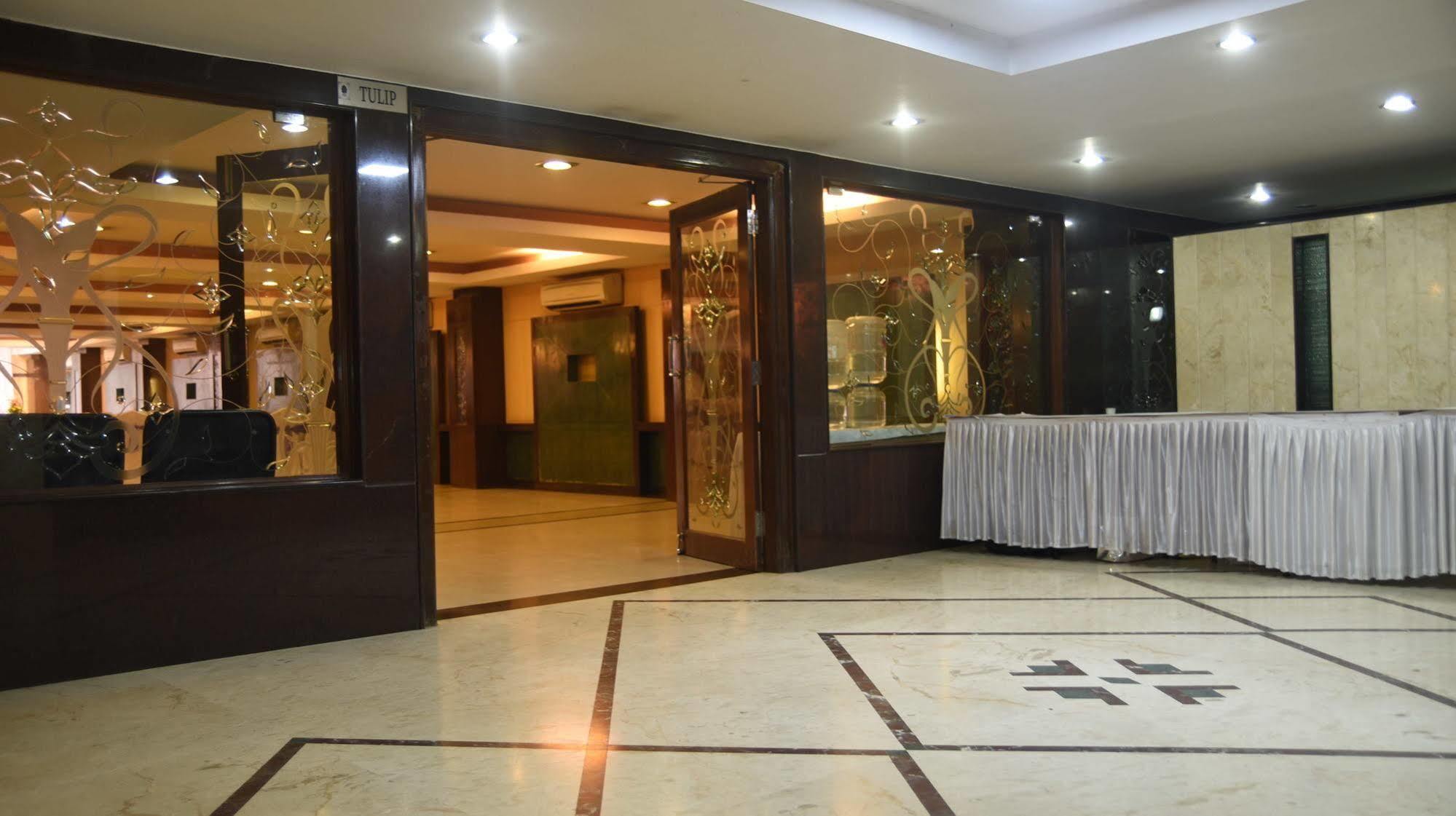 Hotel Maurya Bangalore Exterior foto